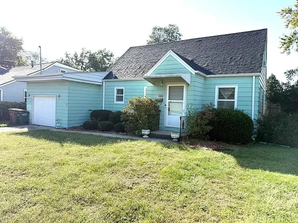 1808 Vine St, West Des Moines, IA 50265
