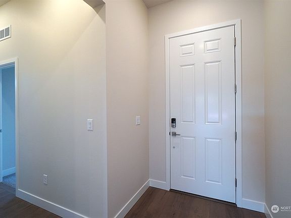4th image of 20804 149th Street Ct E #1451