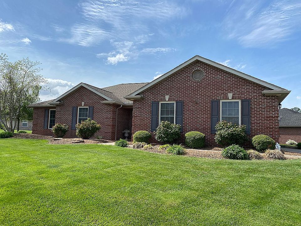 1st image of 213 Gatsby Ct