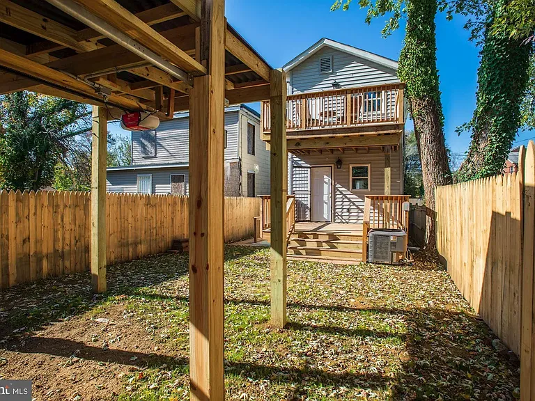 3218 9th Pl SE — Photo 14
