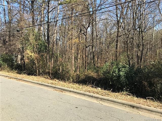 2nd image of 6210 Carver Blvd
