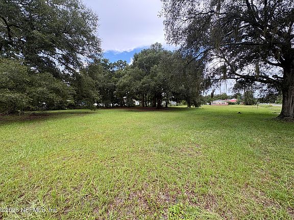 2nd image of 788 SAN MATEO Road