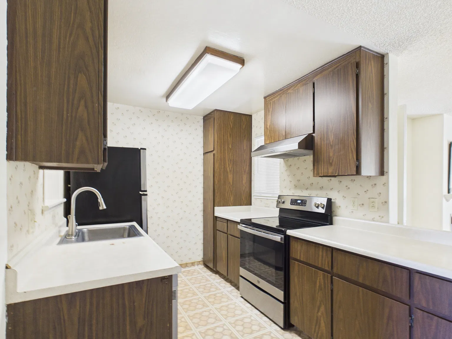 2 bed, 1370 sqft, $3,600 — Photo 4