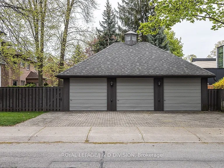 58 Lascelles Blvd — Photo 30