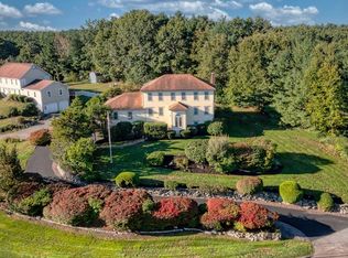 184 Birchwood Rd, Hanover, MA 02339