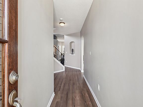 2nd image of 4918 Stirrup Dr