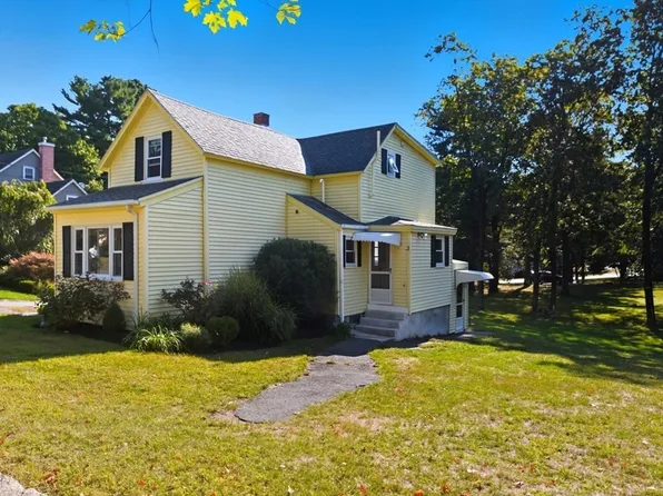 32 Park Ave, Middleton, MA 01949
