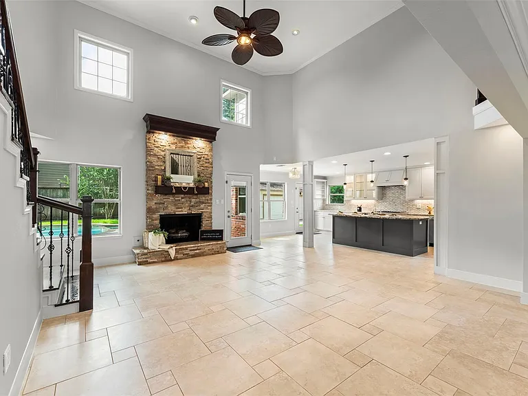 14115 River Forest Dr — Photo 12