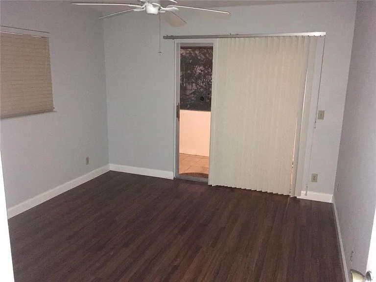 276 Monaco Way #F — Photo 5