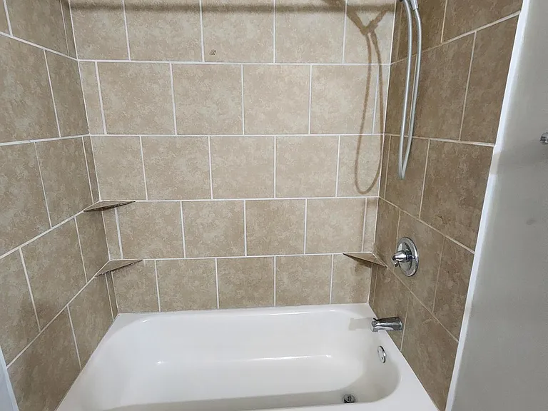 2228 Timberwood Cir N — Photo 19