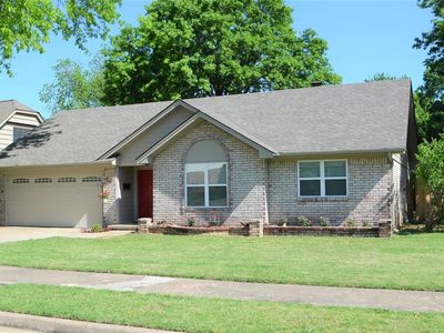 6887 E 56th St S, Tulsa, OK, 74145