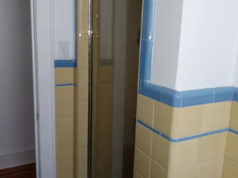 1807 S Broad St — Photo 11