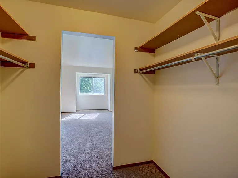 2928 Patty Ln — Photo 12