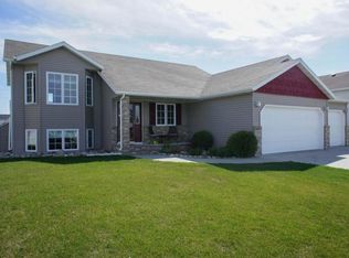 1003 10th Ave SE, Barnesville, MN 56514