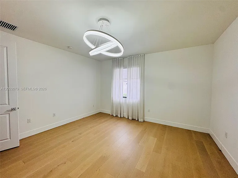 8108 NW 48th Ter — Photo 40
