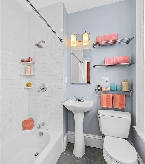 75 Montgomery St #3 — Photo 9