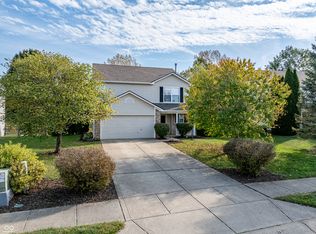 477 Woodstream Dr, Greenfield, IN 46140