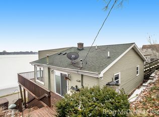 6652 Shoreline Ct, Saranac, MI 48881