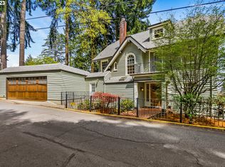 2823 SW Rutland Ter, Portland, OR 97205