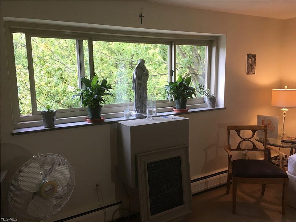2nd image of 115 S Rocky River Dr APT 502