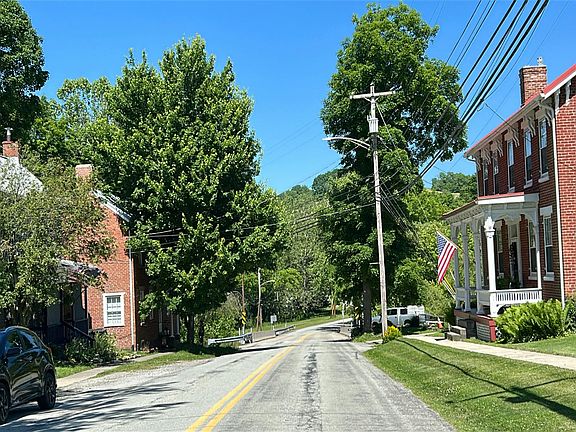 4th image of 57 Main St