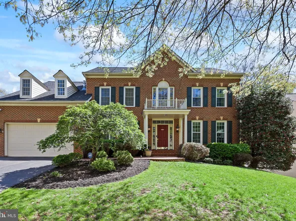 16475 Hayes Ln, Woodbridge, VA 22191