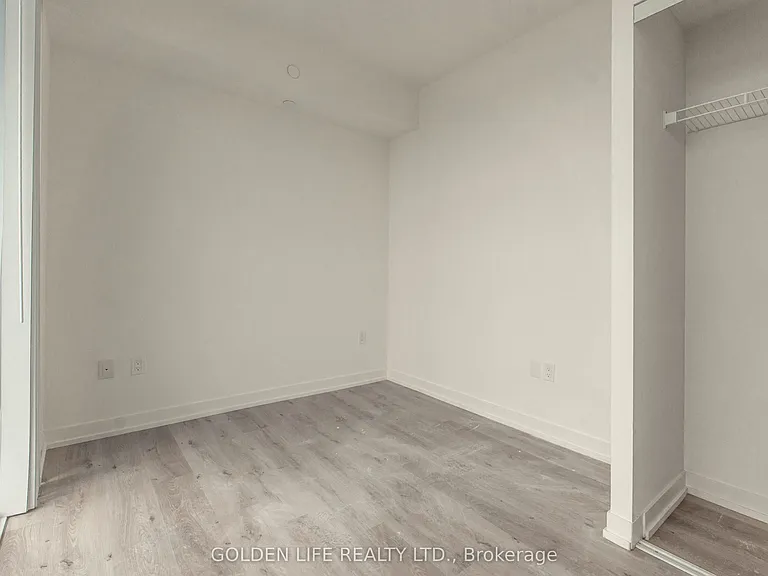138 Downes St E #5606 — Photo 7