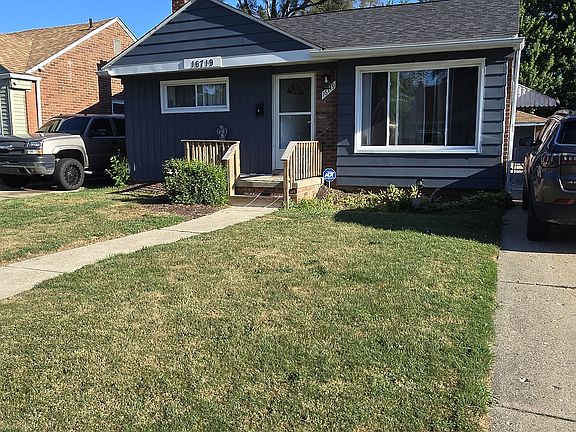 2nd image of 16719 Veronica St