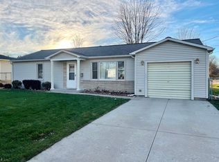 735 3rd Ave, Ottawa, IL 61350