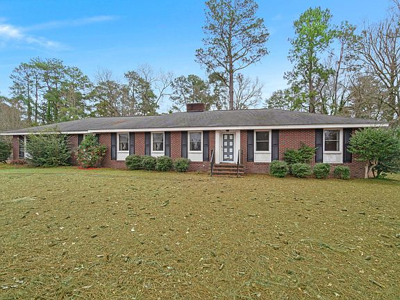 3rd image of 772 Hillsboro Rd