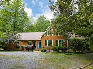 12293 Stancroft Rd, Rockville, VA 23146