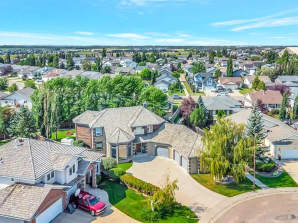 3302 NE 64th Ave, Lloydminster, AB T9V 2V8