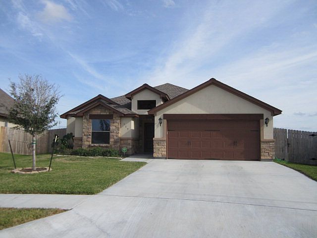 1st image of 117 Tuscany Dr