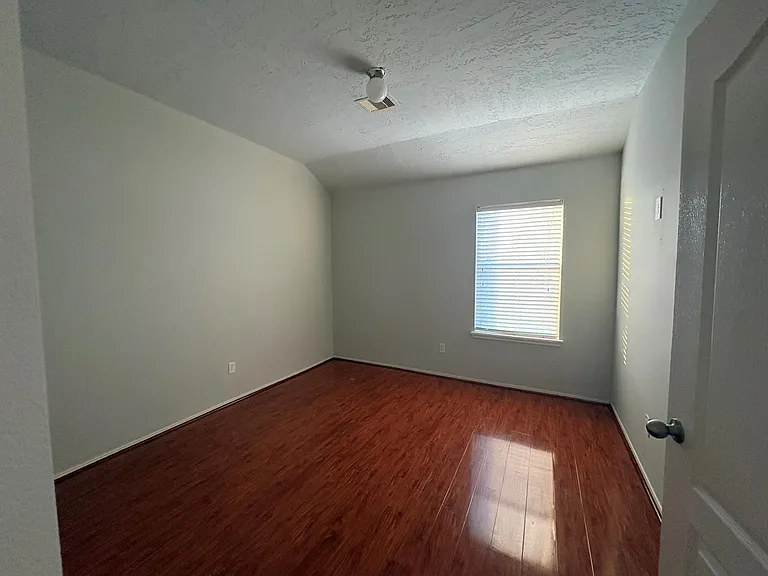 1902 Creegan Park Ct — Photo 18