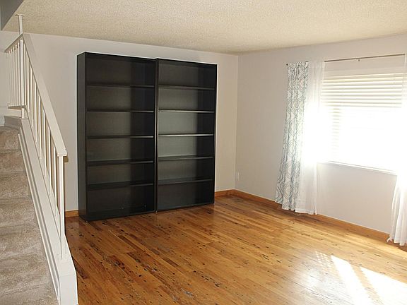 3rd image of 9284 E Nassau Ave
