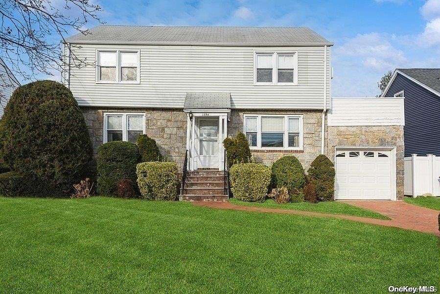 1st image of 1354 Noel Avenue