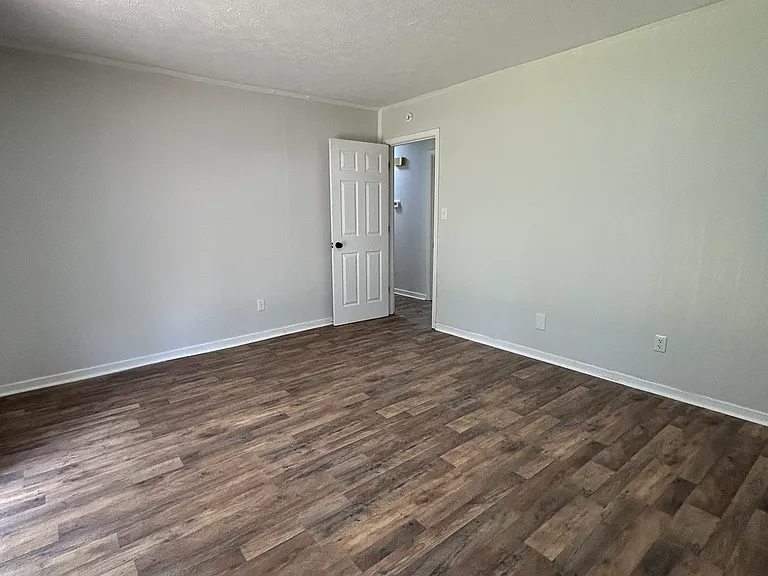 1876 Teakwood Dr — Photo 12