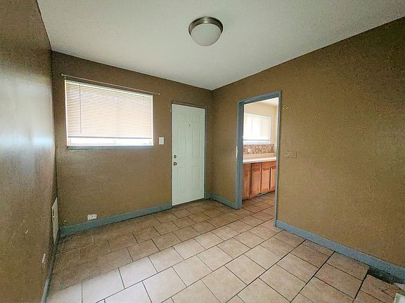4th image of 1391 Burnham Ave