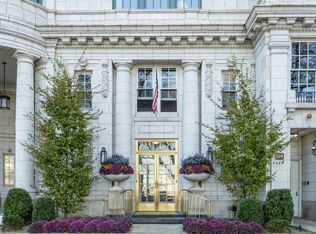 199 E Lake Shore Dr #4W, Chicago, IL 60611