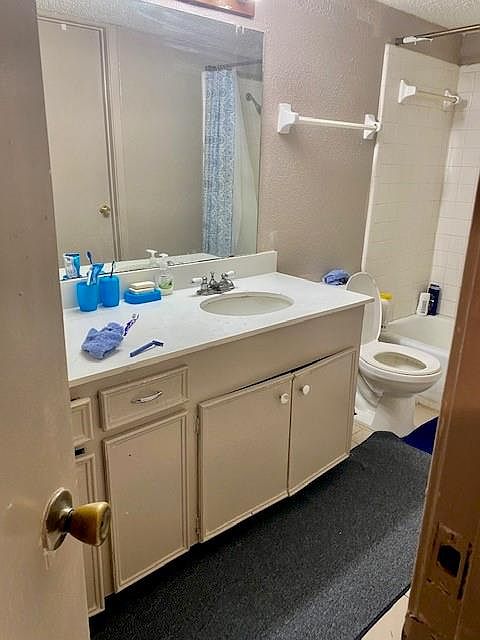 1st image of 8100 Leonora St APT E-1