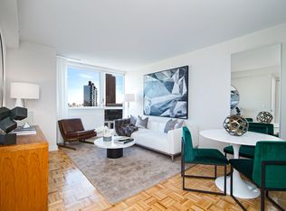 4310 Crescent St APT 1914, Long Island City, NY 11101