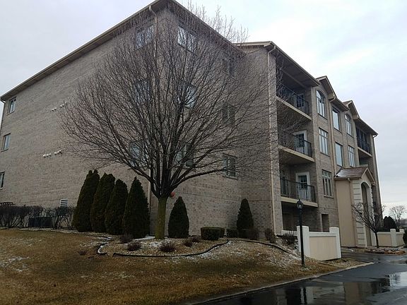 3rd image of 18650 Pine Lake Dr APT 3D