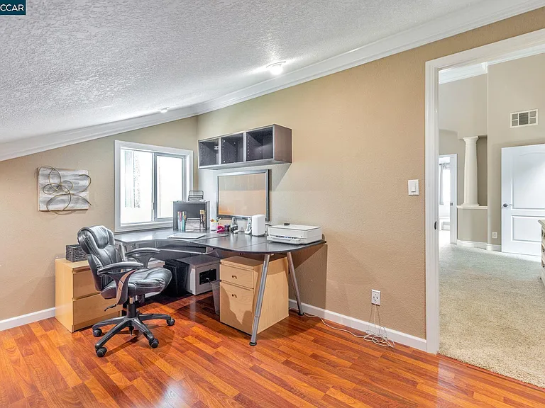 668 Sun Tree Ct — Photo 27