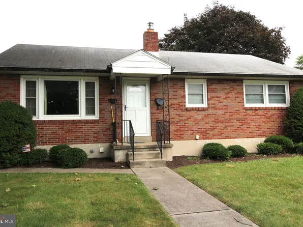 2523 Reading Blvd, West Lawn, PA 19609
