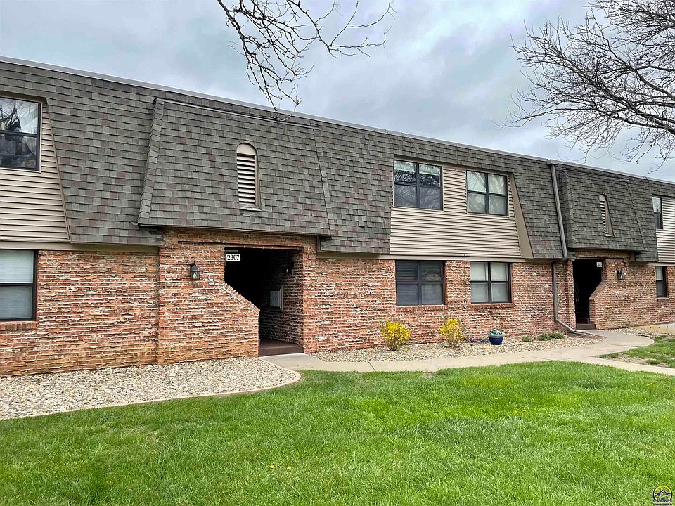 2807 SW Prairie Rd Topeka KS Zillow