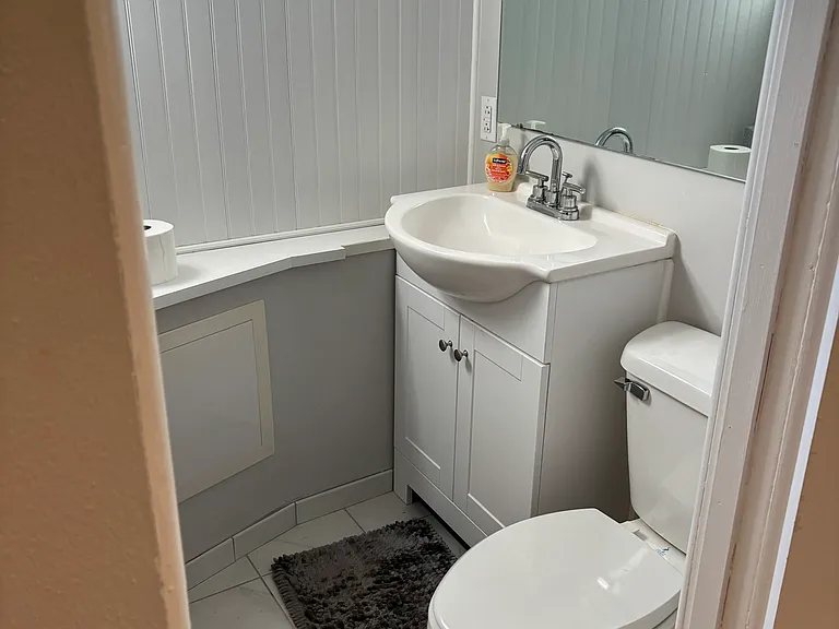 732 W Otterman St — Photo 14