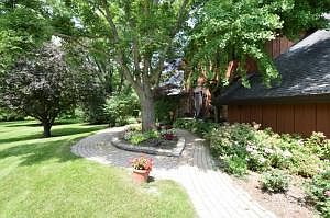 3rd image of 13716 N Lake Shore Dr