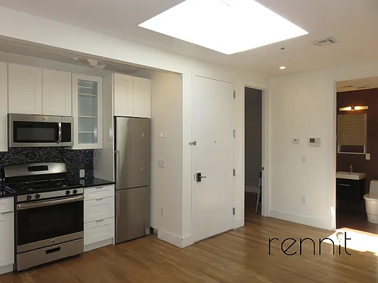 Rented by Rennit Inc. | media 22