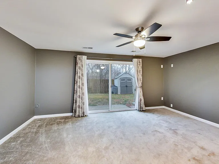 6510 Overheart Ln — Photo 26