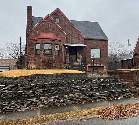 4th image of 1063 29th St